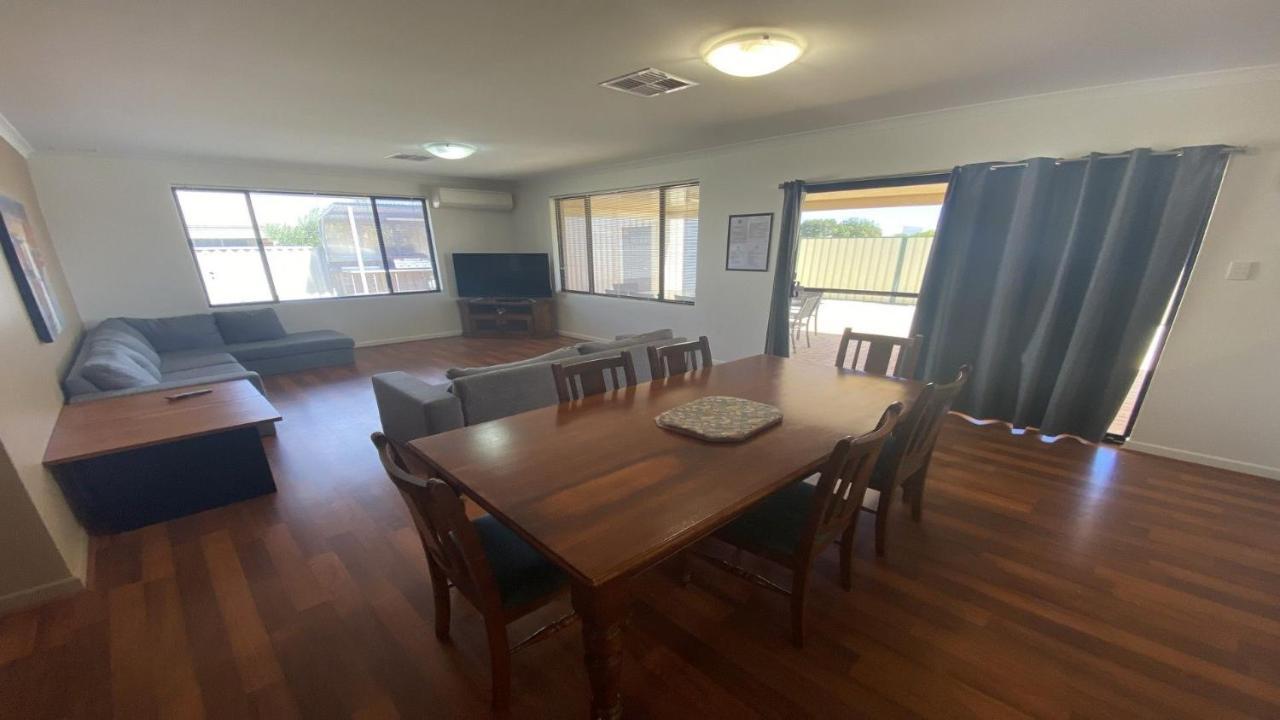 Villa Maniki Gardens Jurien Bay Exterior foto