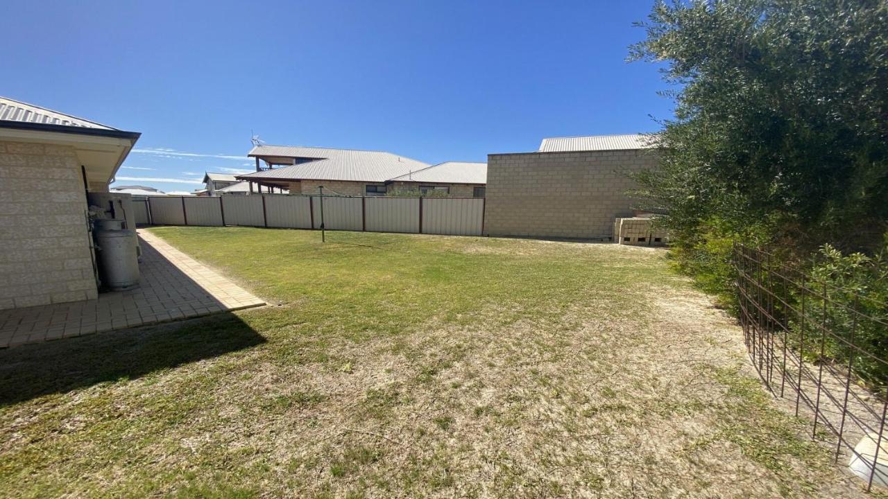 Villa Maniki Gardens Jurien Bay Exterior foto