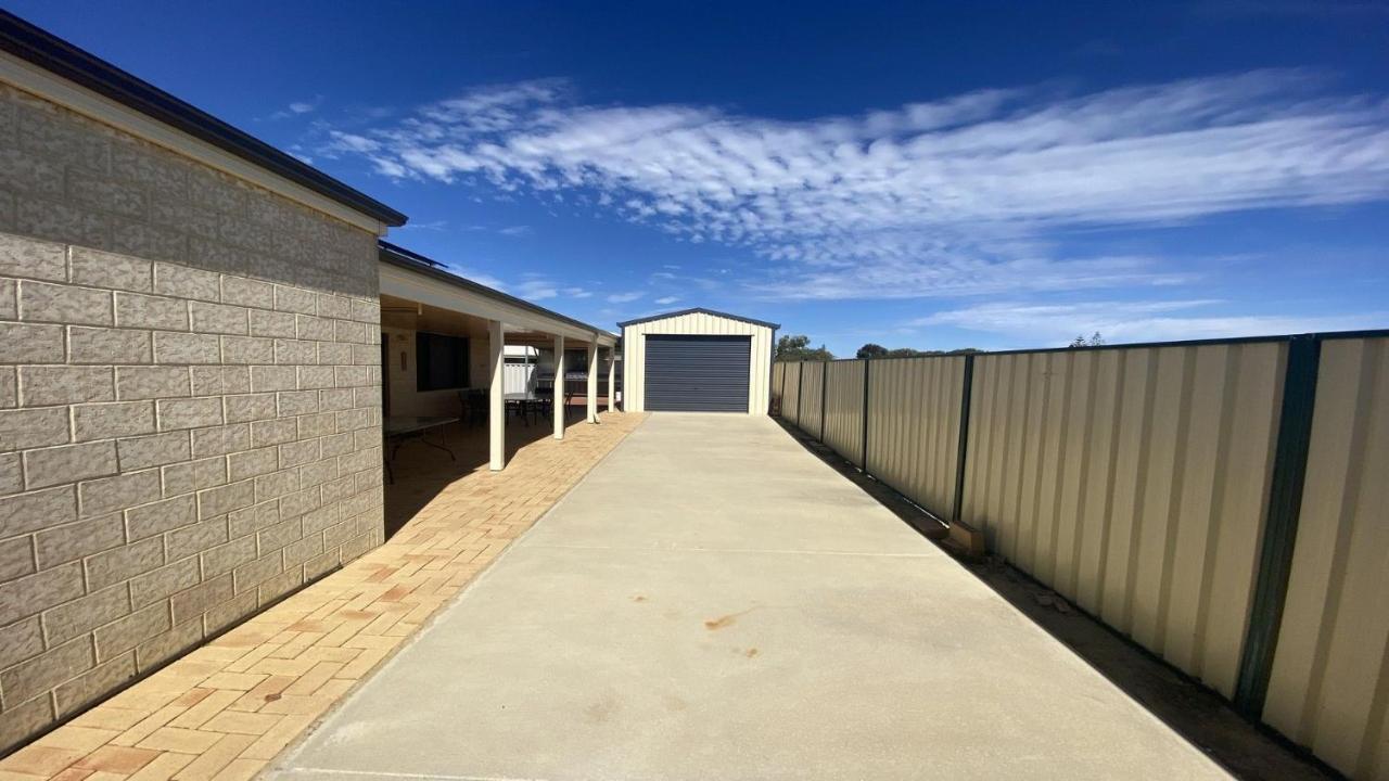 Villa Maniki Gardens Jurien Bay Exterior foto